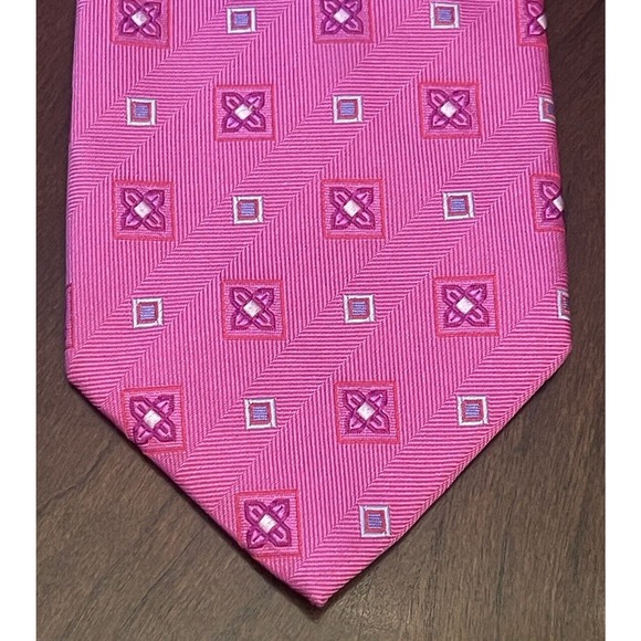 Paul Stuart Pink Hand Made 100% Silk Foulard Men’s Neck Tie Made In Italy